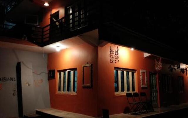 Hobo Hostel