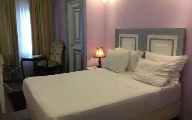 Hotel Sapphire