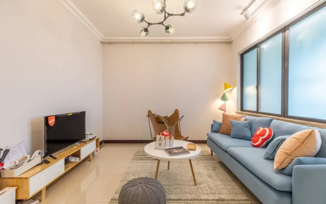 Locals Boutique Apartment Huafa Plaza 11