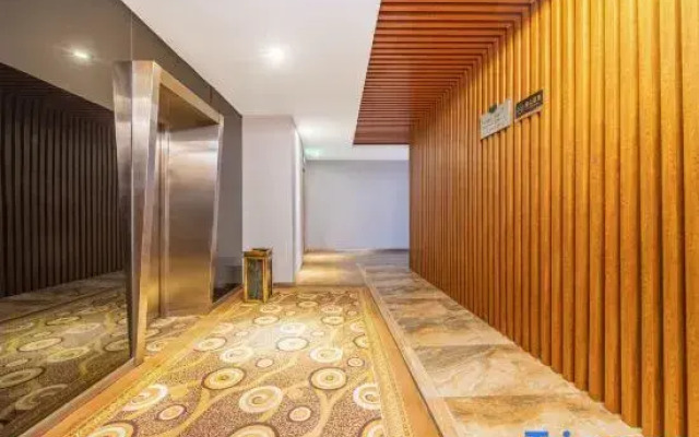 Shangpin Yayue Hotel (Zhengzhou Baihua Road Bishagang Subway Station)