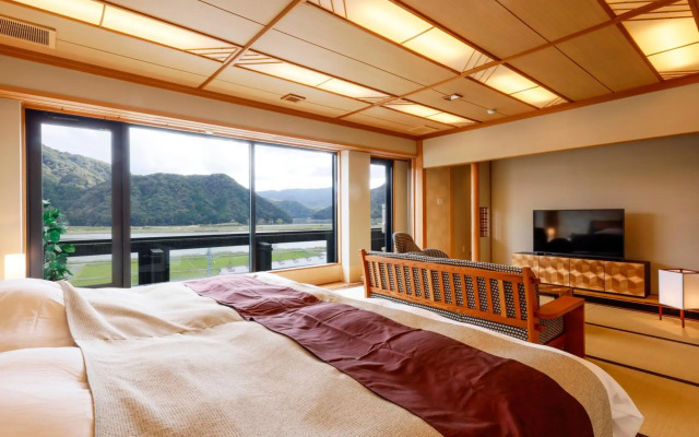 Kawaguchiya Kinosaki Riverside Hotel