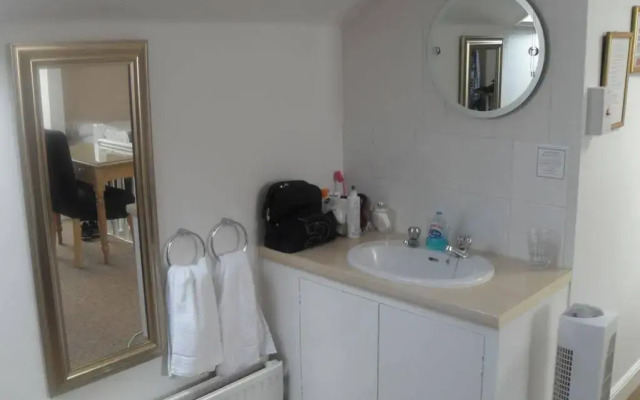 Albany Guest House
