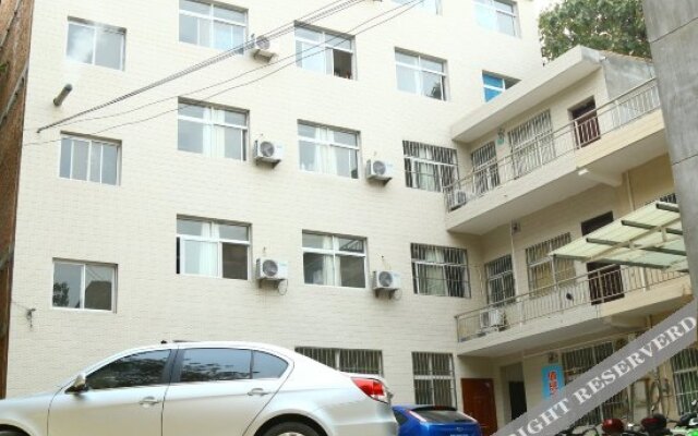 Ruixiang Hotel