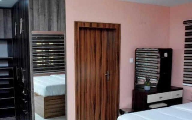 Efeane De-Comfy Apartments.
