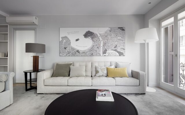 Easo Suite 7 Apartment by Feelfree Rentals