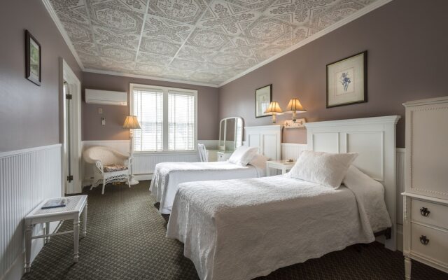 Stafford's Bay View Inn