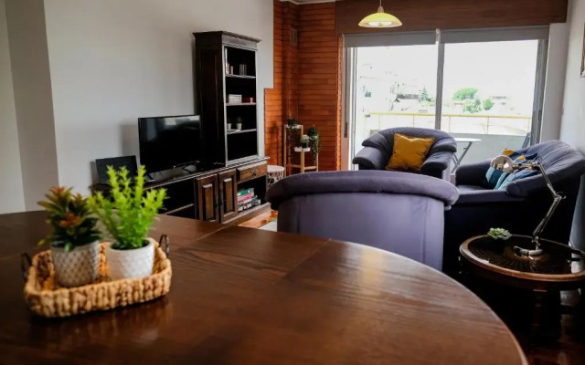 Cozy 3 Room Apartment in Penafiel Centre