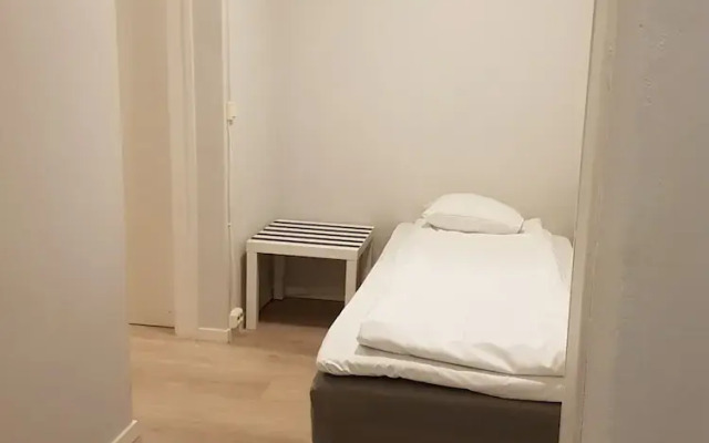 StayPlus Budgeted Rooms - Hostel