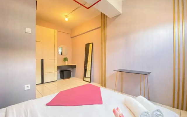 Spacious 1BR at Grand Asia Afrika Apartment