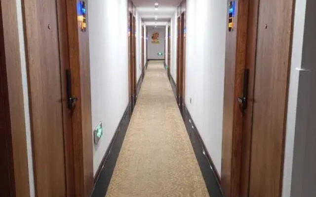 Beijing Shuye Hotel (Tongren Hospital South District, Tongjinan Road Metro Station Branch)