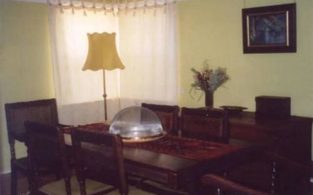 Arcadia Cottage