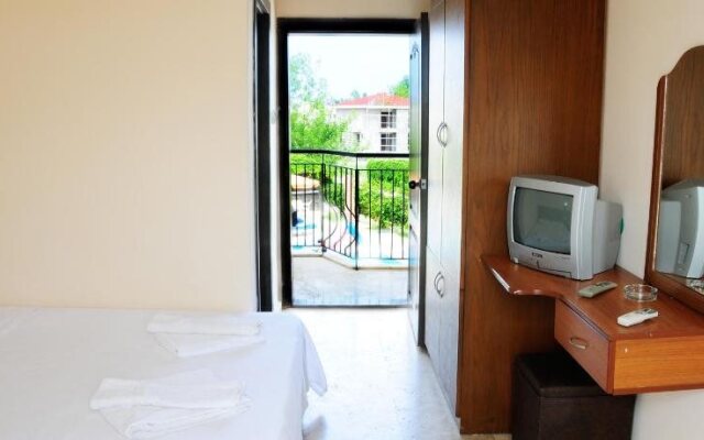 Las Palmeras Hotel