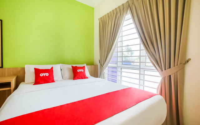 OYO 89677 Sunflower Hotel – Guest Rooms – Seremban