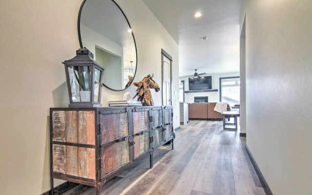 Modern Bozeman Family Townhome w/ Hot Tub!