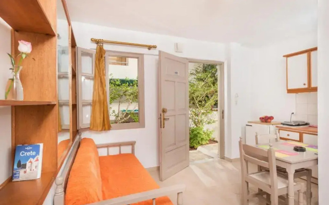 Panorama-Seaview Studios & Apartments