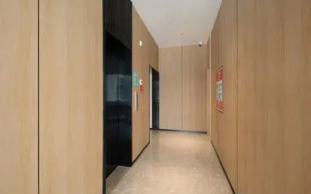 City Comfort Inn Hotel (Hechi Yizhou Longjiang Second Bridge)