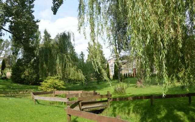 Beautiful Gites With Garden, Pond and Playground