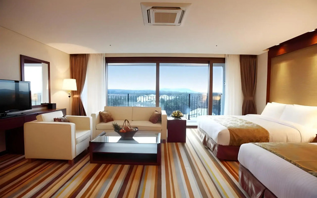 Raon Hotel & Resort