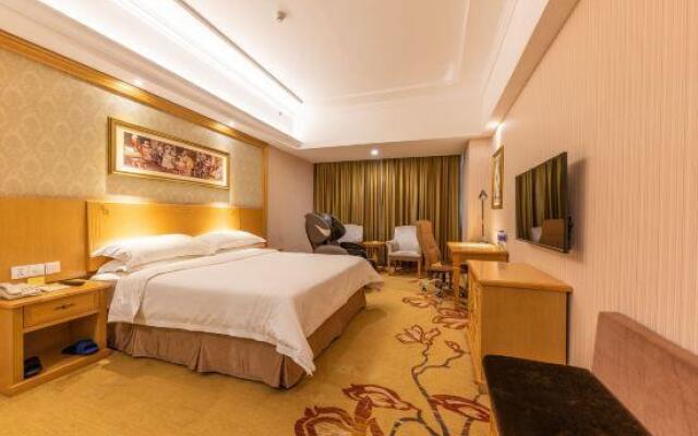 Vienna Hotel Yingcheng Hai Mountain Yingcheng