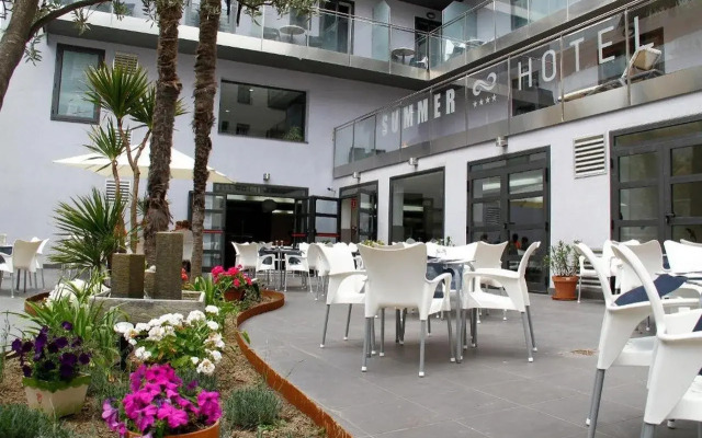 Summer Hotel
