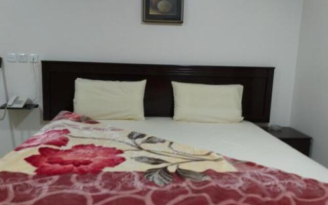 4Rent Hotel Suites (Al Rouda)