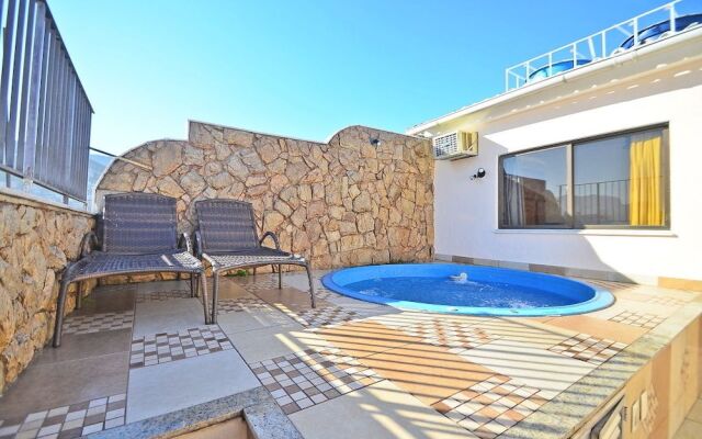 Penthouse with private pool Copa RP1103