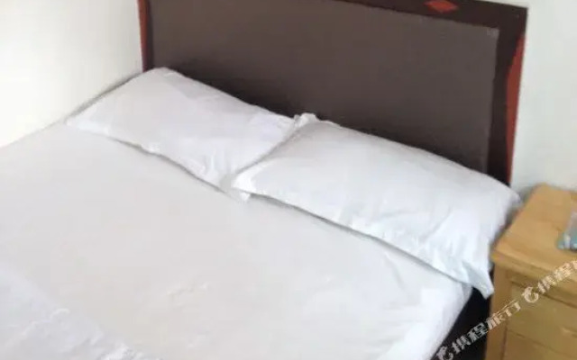 chuyue Hotel