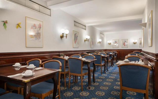 Hotel Leonet