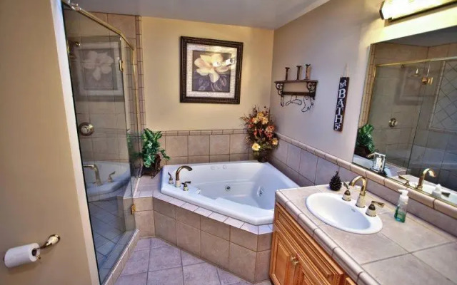 Big Bear Biltmore by Village Reservations