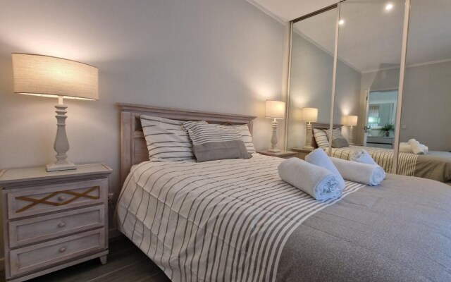 Ribas Apartment by Acasadascasas