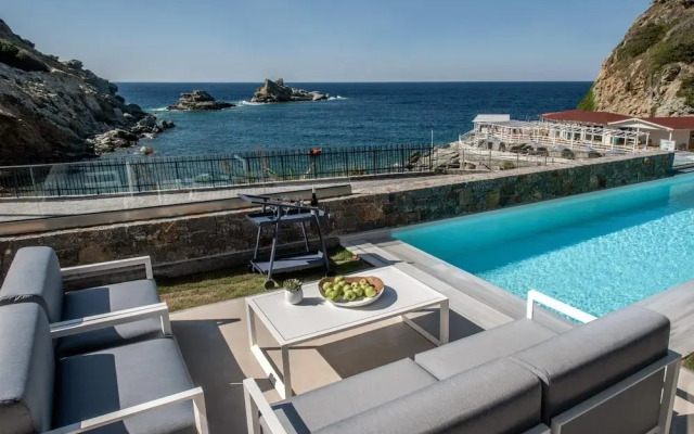 Made By The Sea Villas 8 Bdrm