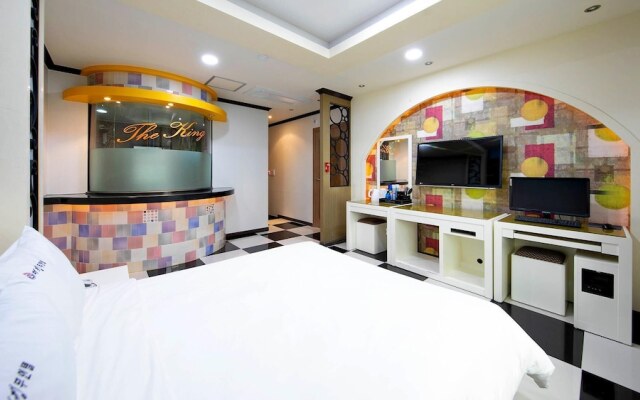 Yeosu The King Pension