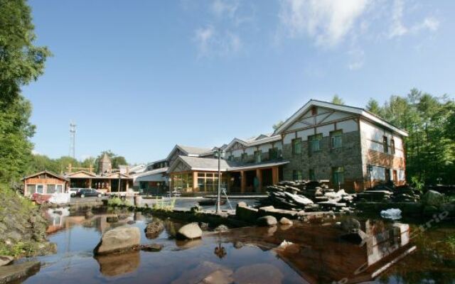 Changbaishan Jiayuan Hotel