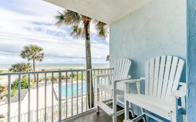 Starboard Light 7 by Distinctive Beach Rentals