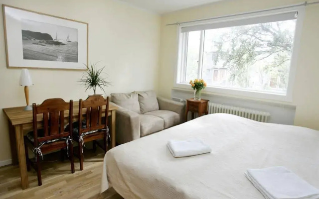 Athena Guesthouse