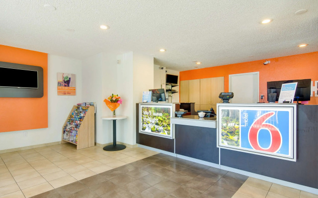 Motel 6 Tacoma, WA - Fife