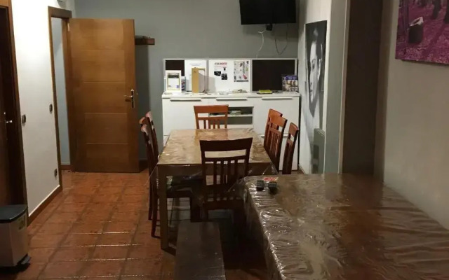 Pensión La Bilbaina - Albergue Logroño