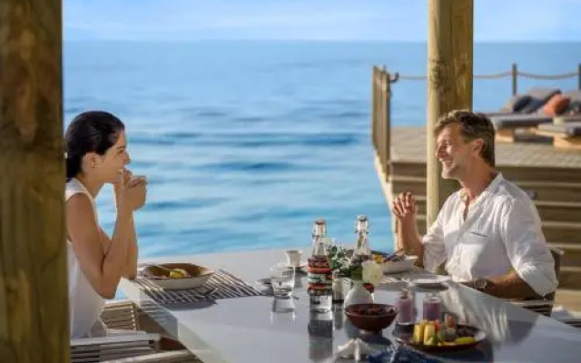 InterContinental Maldives Maamunagau Resort by IHG