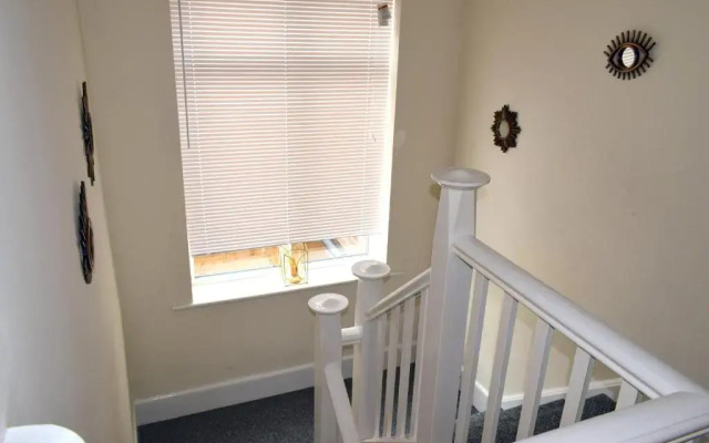 Cleopatra Family Accommodation Sleeps 11 with 2 free parkings