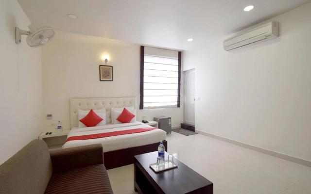 OYO 7110 Hotel Prince