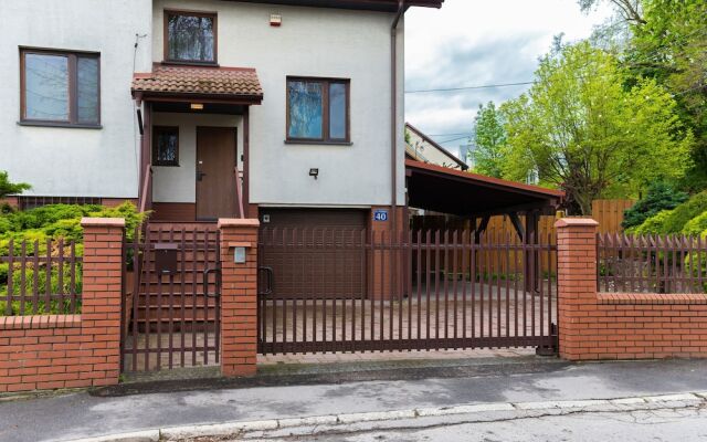 Family House Poreba Cracow by Renters