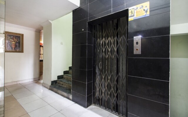 OYO 7707 Corpo Suites