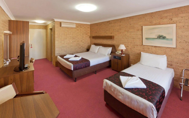 Tamworth Motor Inn & Cabins