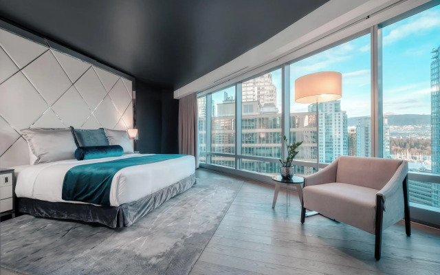 Paradox Vancouver