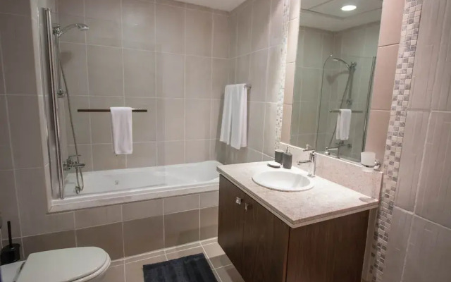 One Perfect Stay Executive Tower