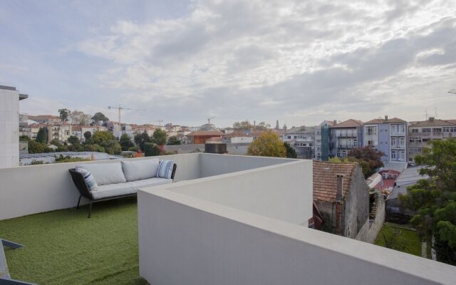Liiiving In Porto-Historic Sunny Terrace