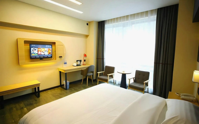 Thank Inn Plus Hotel Yunnan Honghe Gejiu City Renmin Road