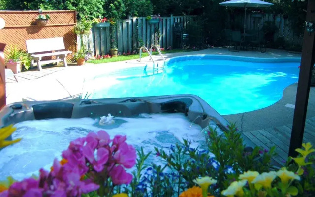 Creekside B&B and Guest Suite