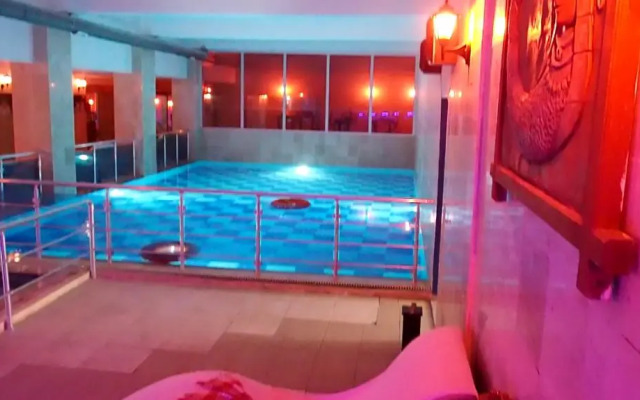 Arora Hotel