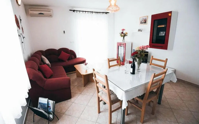 Nice Home in Vodice With Wifi and 3 Bedrooms